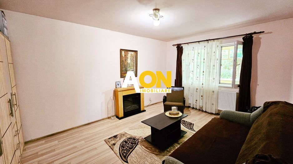Apartament 4 camere, 2 balcoane, 2 bai, 79 mp utili, zona Closca - Poză 1