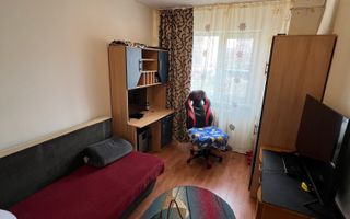Apartament 3 camere decomandat – Micro 7 (vizavi Penny) - Poză 2