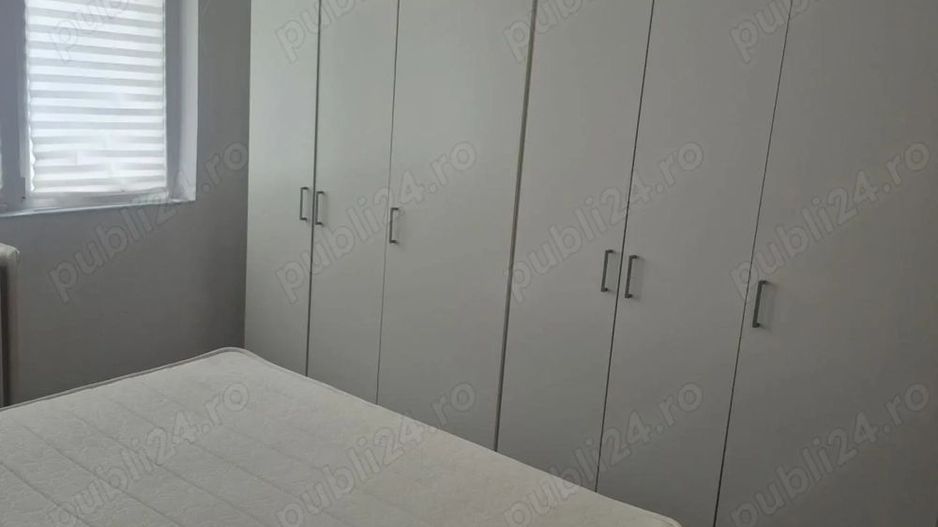 Vanzare apartament 2 camere, decomandat - Poză 3