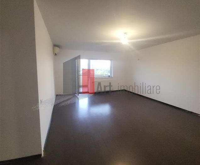 Apartament 3 camere Vitan metrou Mihai Bravu - Poză 11