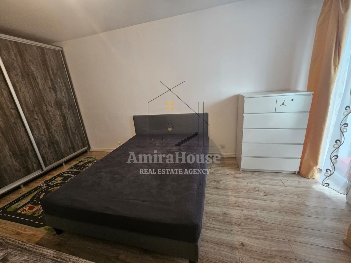 Apartament 2 camere decomandate, finisat, mobilat, parcare, zona VIVO-BMW - Poză 1
