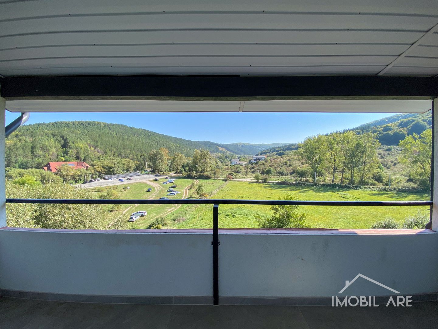 Apartament de lux cu 4 camere la mansardă - Poză 19