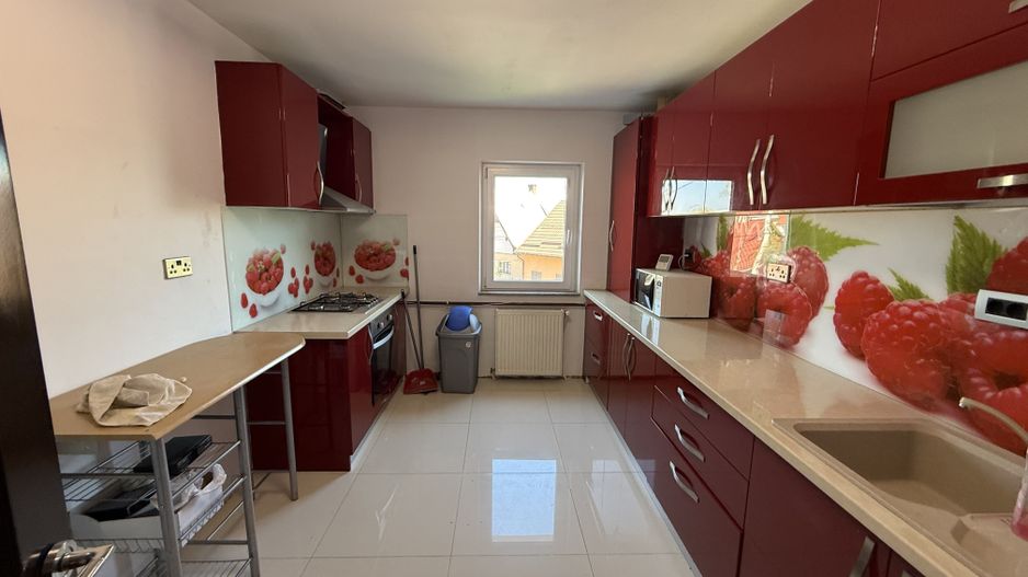 Apartament 3 camere | 100 mp | Zona Centrală | Etaj 1 | 450 €/lună - Poză 6