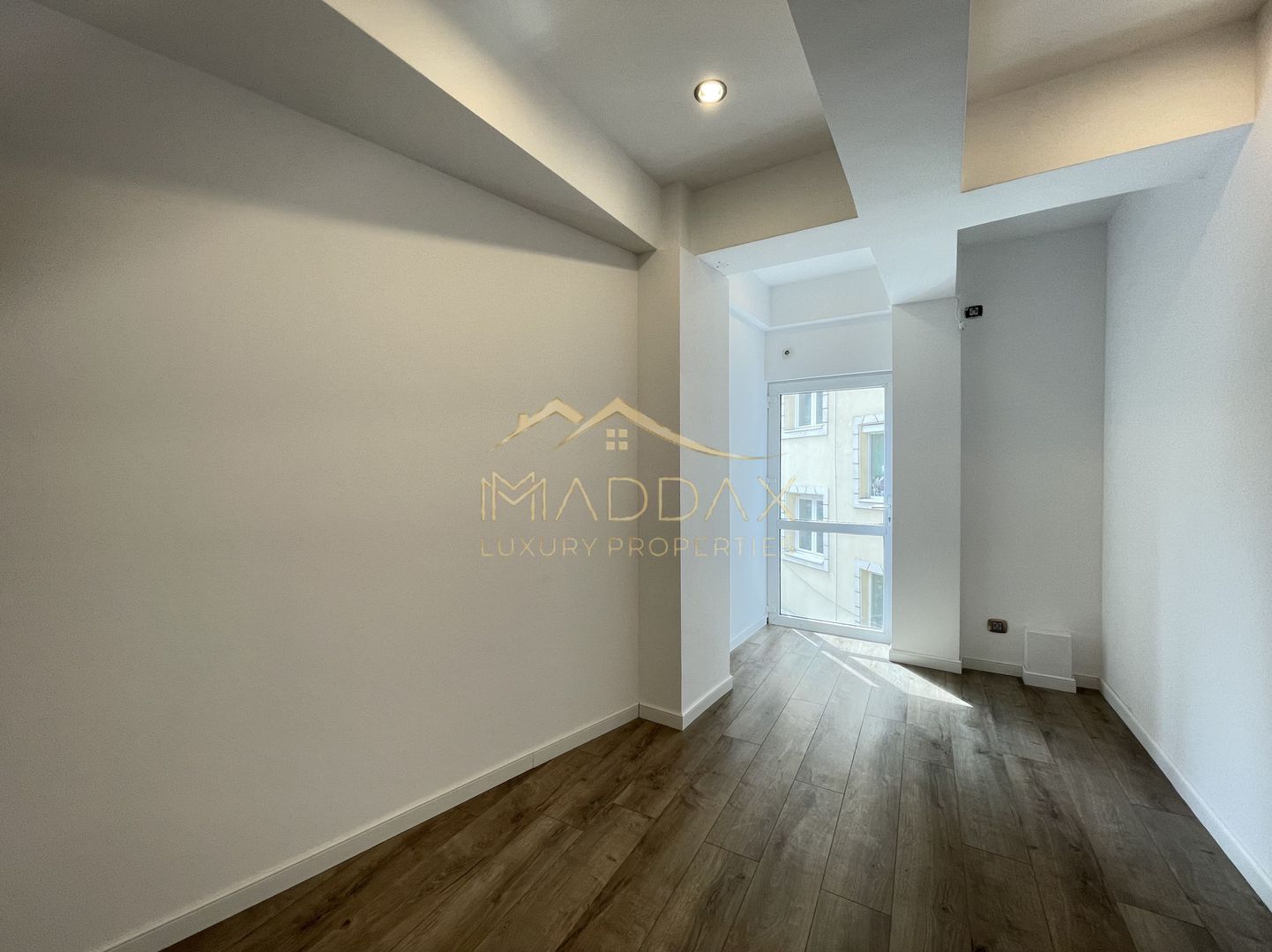 Spatiu birouri**5 camere **160 mp** // Piata Romana - Poză 19