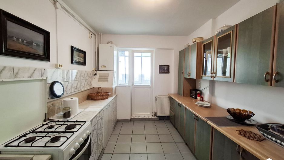 Apartament cu 2 camere, decomandat, confort 1, zona Republicii - Poză 4