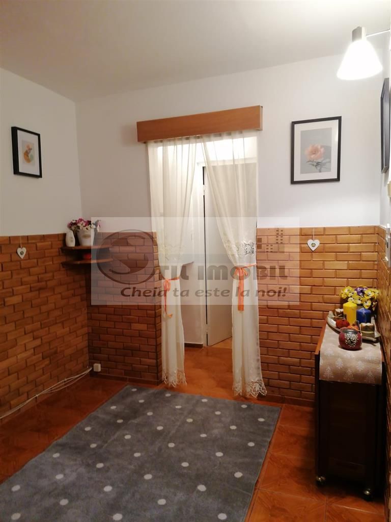 Apartament 2 camere - Zona Nicolina  -  450 Euro - Poză 13