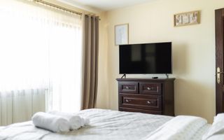 Casa 5 Camere, 2 Bai, 1900 mp Teren, Zona Oarda - Poză 4