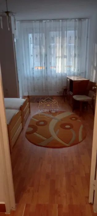 Apartament de închiriat - Poză 3