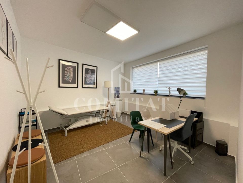 Clădire cu parcări ultracentral Cluj ideală clinică sau sediu - Poză 9