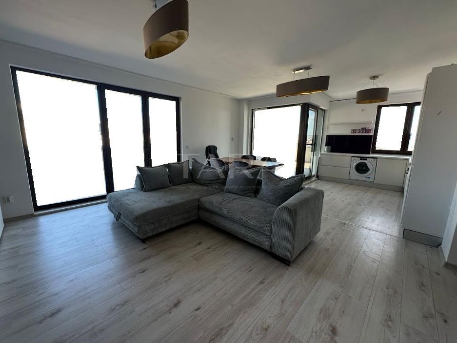 Apartament de 4 Camere cu Terasă Impresionantă, Lângă Iulius Mall - Poză 1