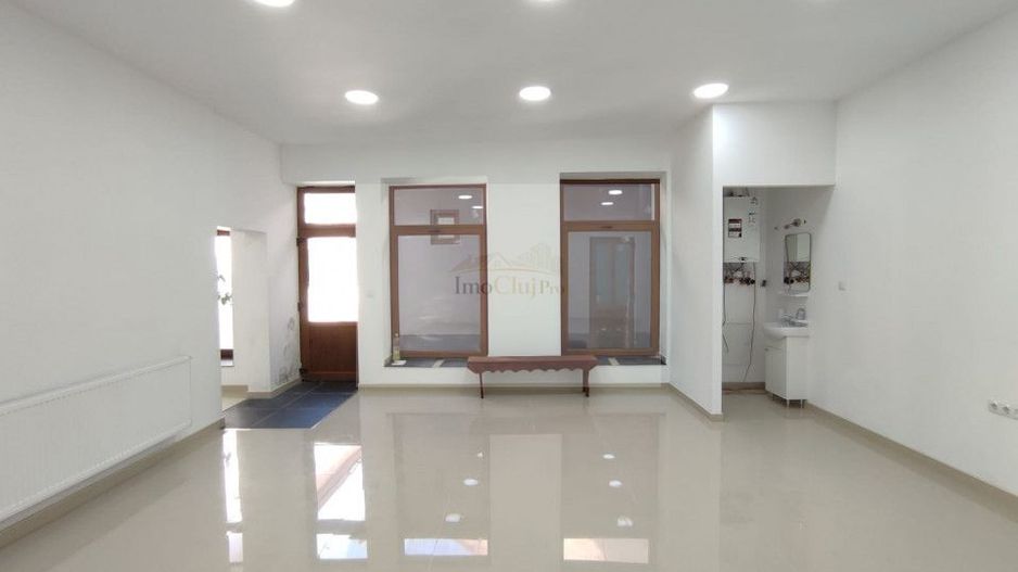 Vanzare spatiu comercial-Ultracentral-CLUJ- 86.7mp, 1.200€/lună Chirie - Poză 1