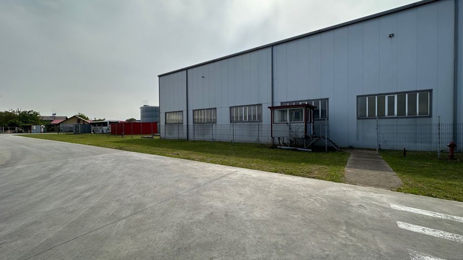 Hala pentru producție + birouri   10.000 mp - Poză 16