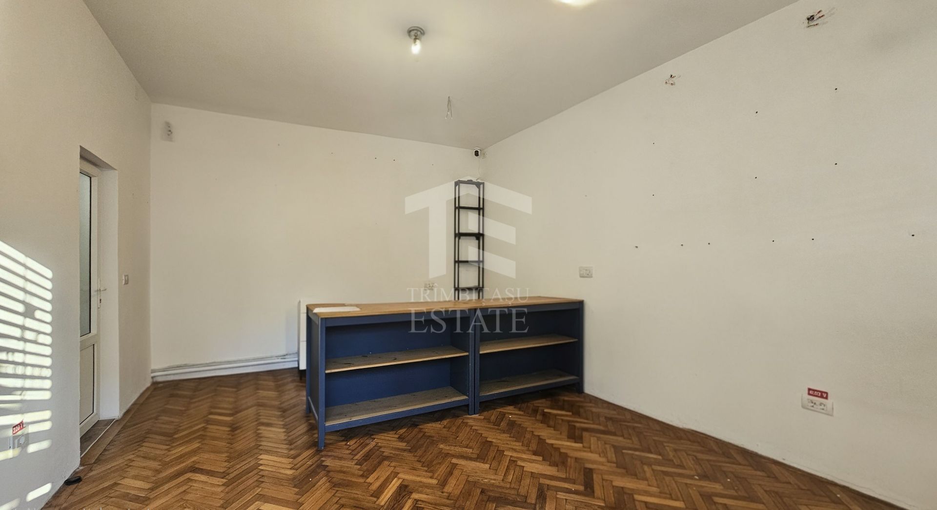 BRASOV - SPATIU COMERCIAL 24 MP - Poză 1