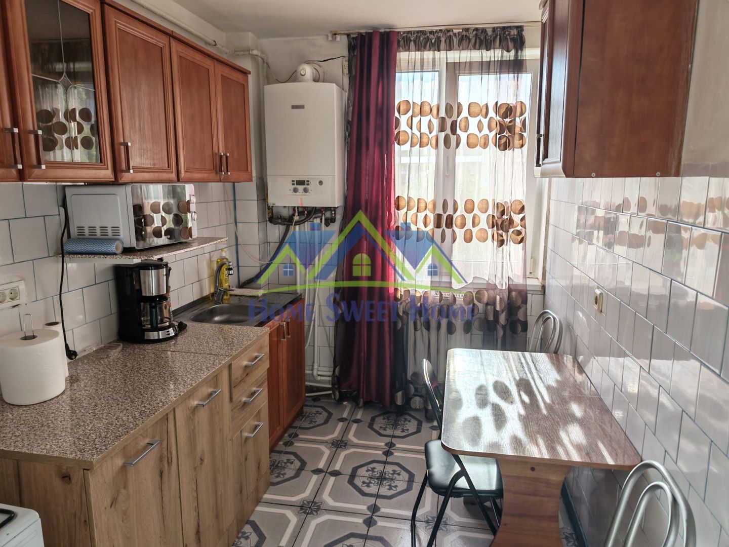 De Inchiriat – Apartament 2 Camere,etaj 3, Zona M4 – Bl. K4, Hunedoara - Poză 1