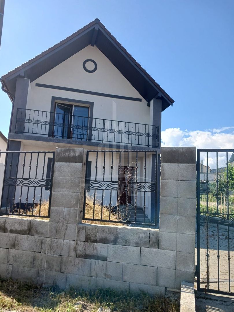 Super preț,casă în Cristian Sibiu - Poză 4