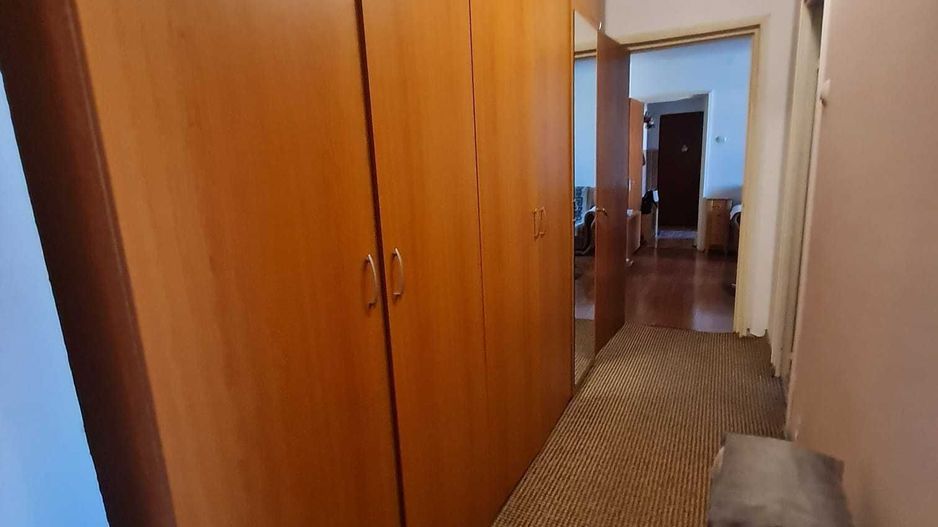 Apartament 3 camere decomandat - Poză 6