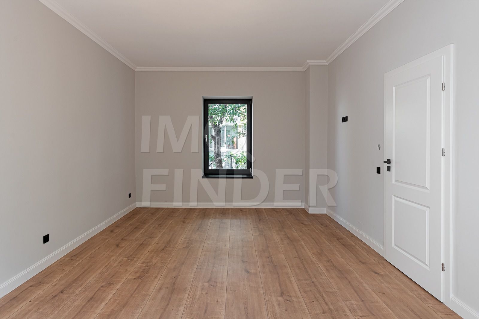 Vanzare apartament la casa 84 mp,  zona centrala, curte 200mp - Poză 10