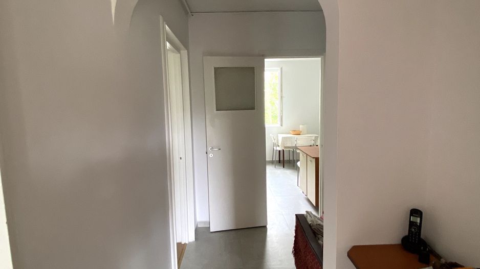 Apartament 3 camere spatios, mobilat utilat, zona linistita Drumul Taberei - Poză 7