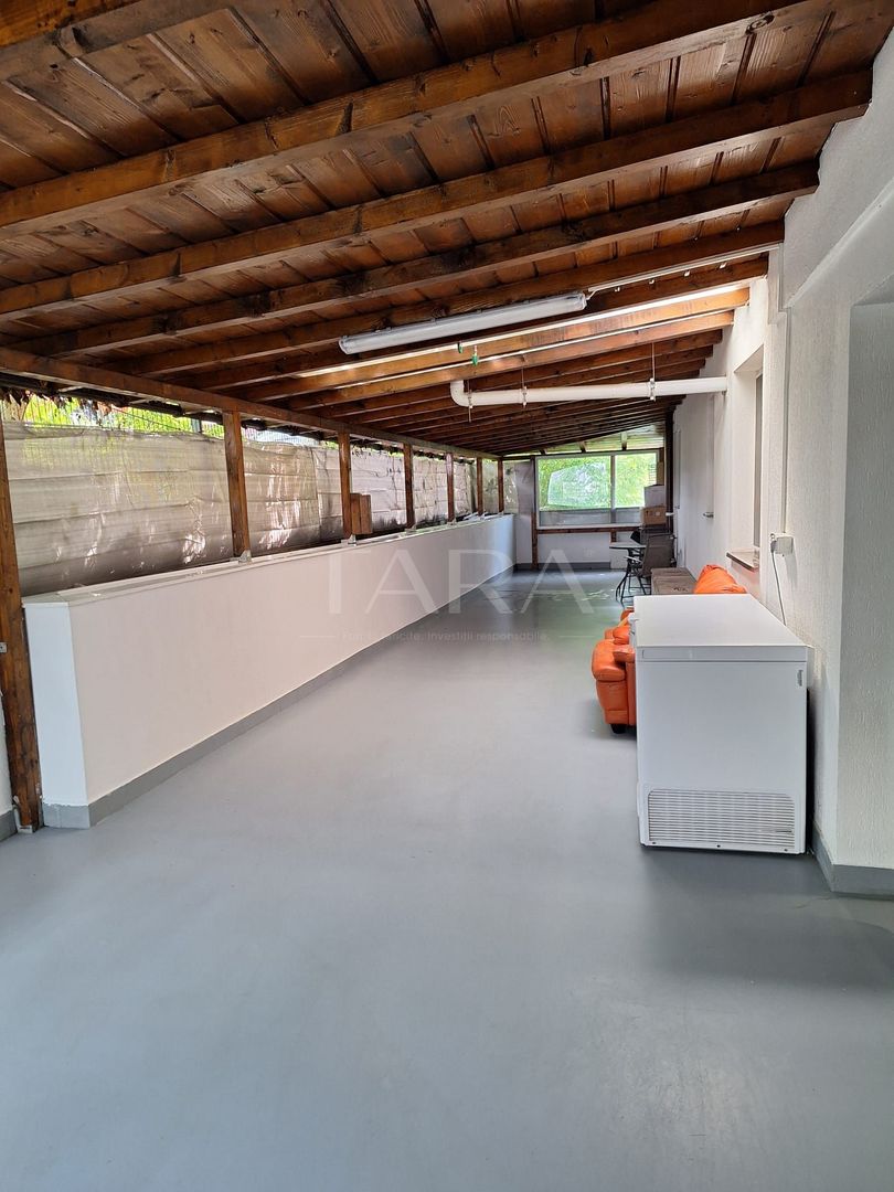 Apartament cu 4 Camere, Europa,  Parcare Subterană. - Poză 18