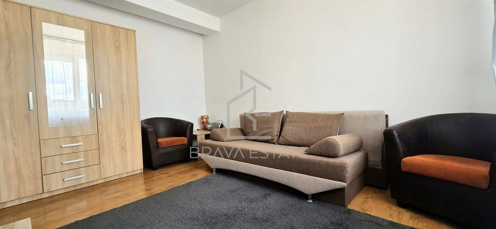 Apartament de închiriat 40 mp, parter,loc de parcare,  zona Eroilor, Floresti - Poză 1