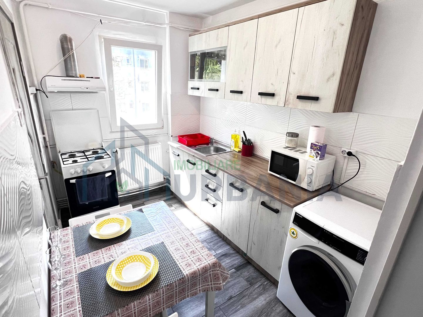 Apartament 2 camere, renovat 2026, central Podu Ros, cu loc de parcare inclus - Poză 5