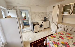 Casa 2 camere, bucatarie, baie, hol, 183 mp teren - Poză 8