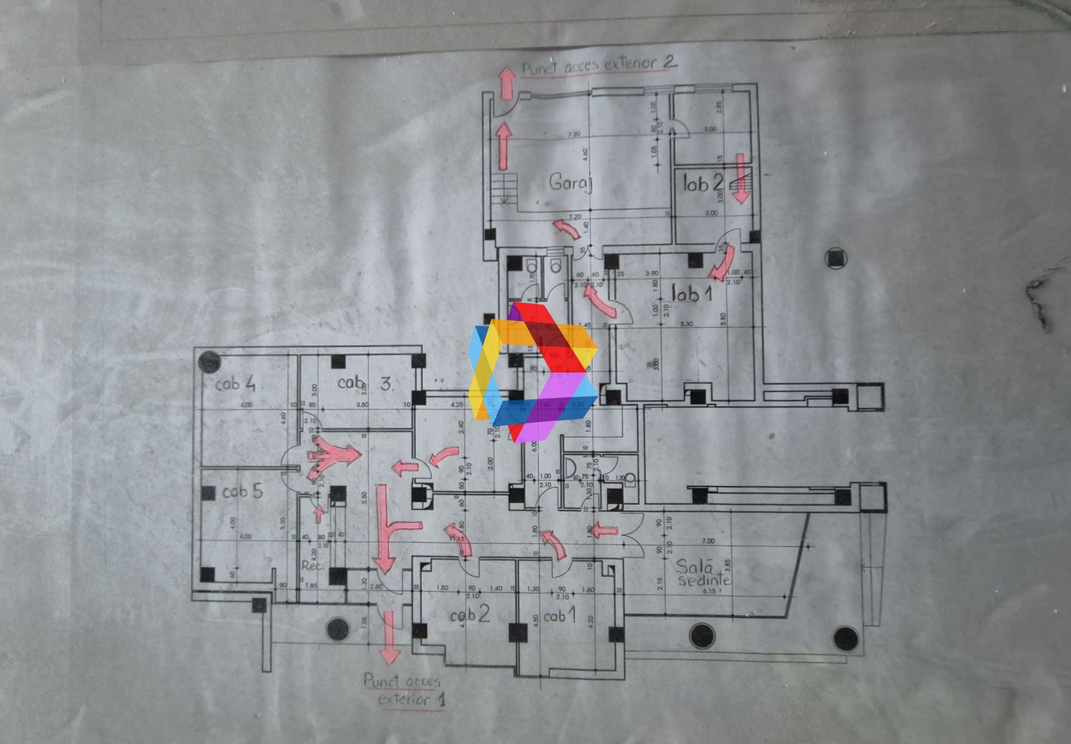 Spațiu comercial cu vad -  200 mp - Poză 12