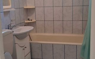 De vanzare apartament cu 3 camere, zona Unirii - Poză 7