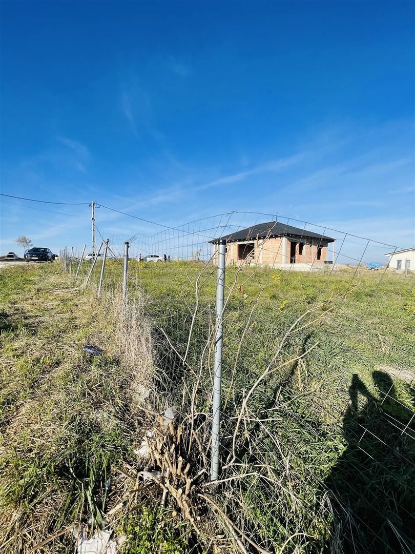 Teren intravilan de vanzare cu dublu front Cetariu - Poză 5