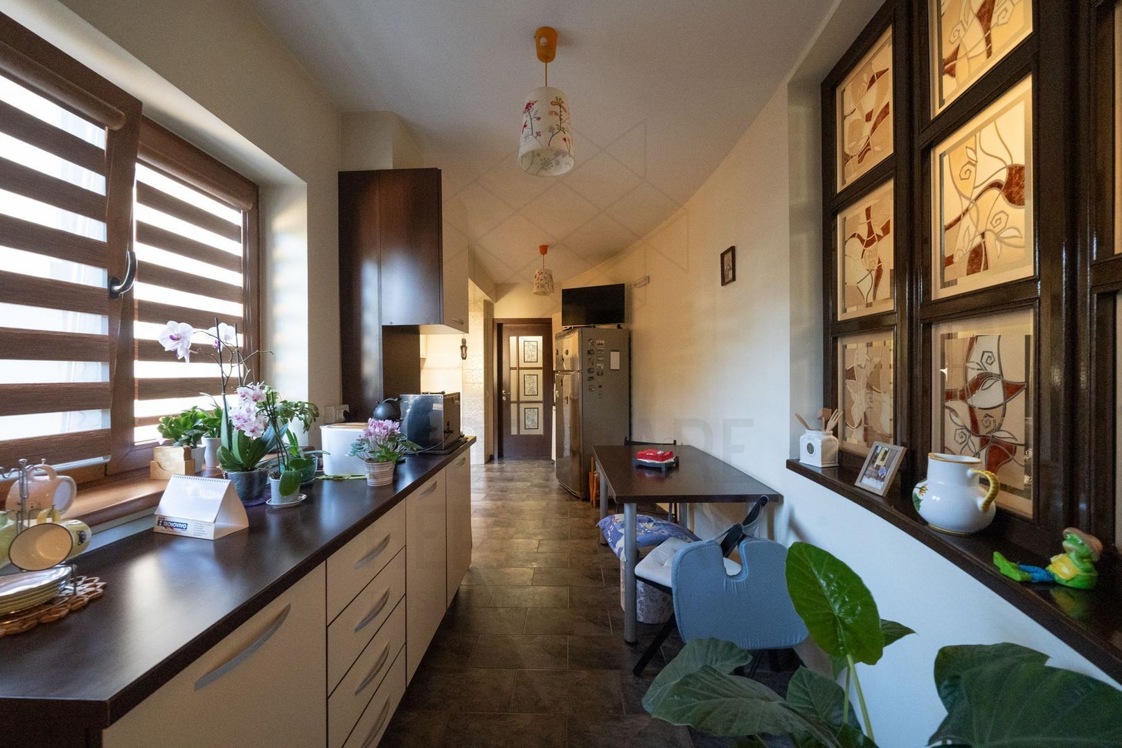 Casa spatioasa 515 mp langa metrou 1Mai - Poză 10