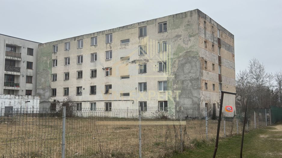 BLOC DE GARSONIERE P+4 SUPRAFAȚĂ UTILĂ 2135MP TEREN 2967 MP CĂMPULUNG - Poză 12