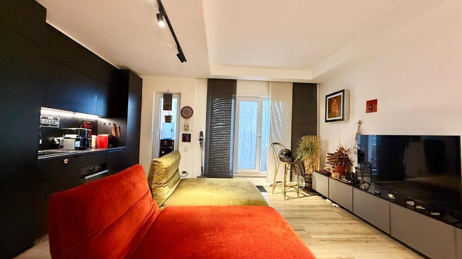 COSMOPOLIS - Apartament cu 2 camere, mobilat si utilat. - Poză 3
