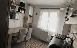 Apartament 3 camere decomandate în Mănăștur, zona Flora, parter înalt. - Poză 1