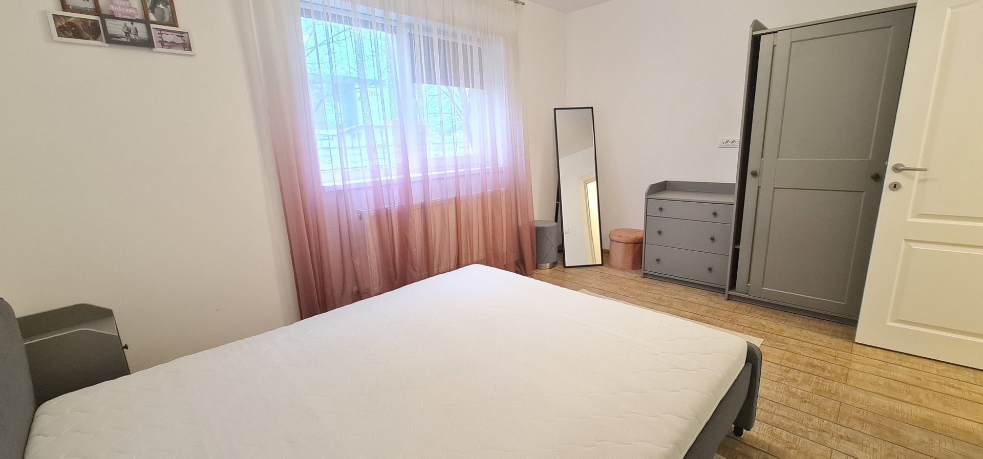 Casa 3 dormitoare mobilata utilata modern Cartier Izvor - Poză 5