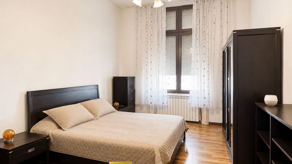 Vânzare apartament 2 camere ultracentral (în curte la McDonalds) - Poză 4