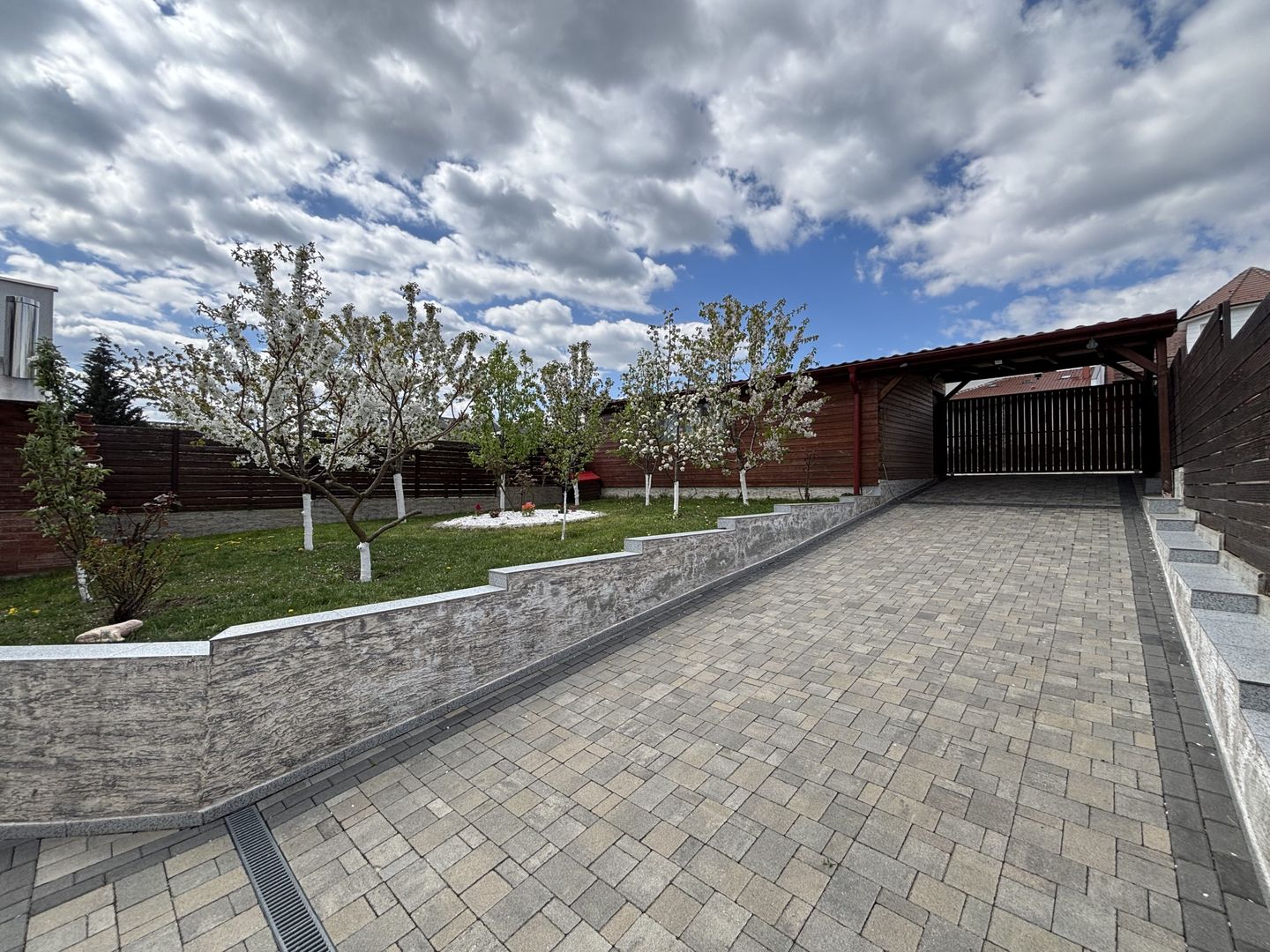 Casa 5 camere cu teren GENEROS si CARPORT - Cartierul Arhitectilor - Poză 14