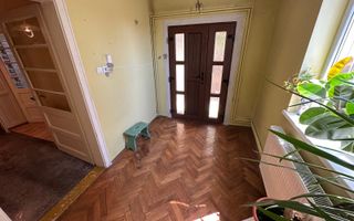Casa cu teren 1394 mp zona Mehala - Poză 24