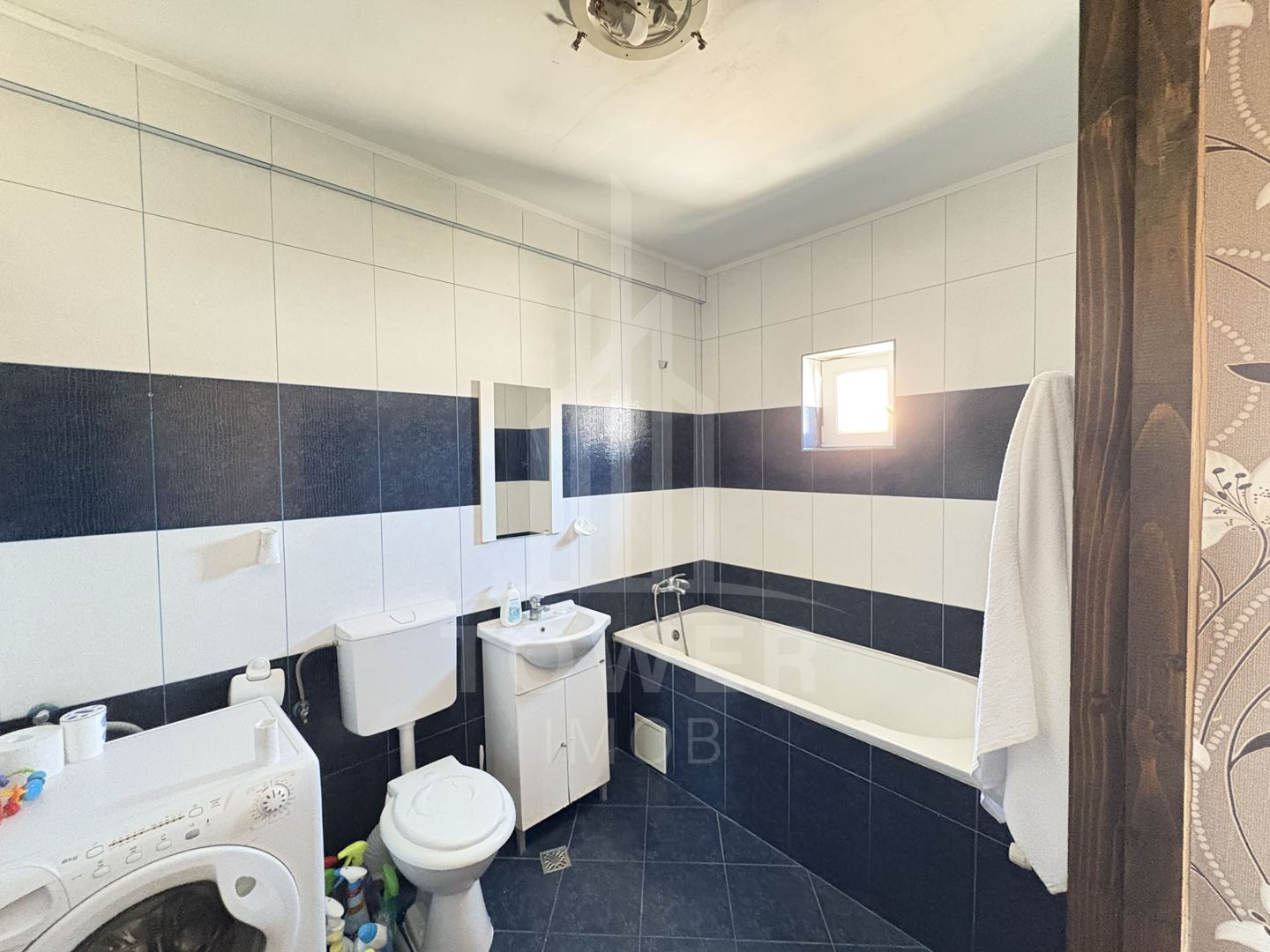 Apartament spațios la mansardă – 90 mp utili, preț excelent! Strada Negoveanu - Poză 3
