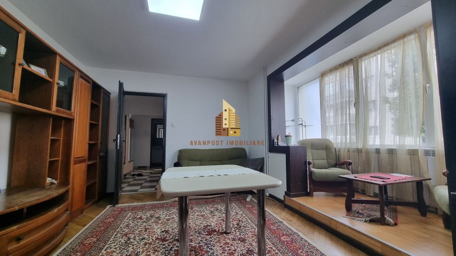 | Apartament cu 3 camere de vanzare | Cartierul Grigorescu | Etaj 1| - Poză 1