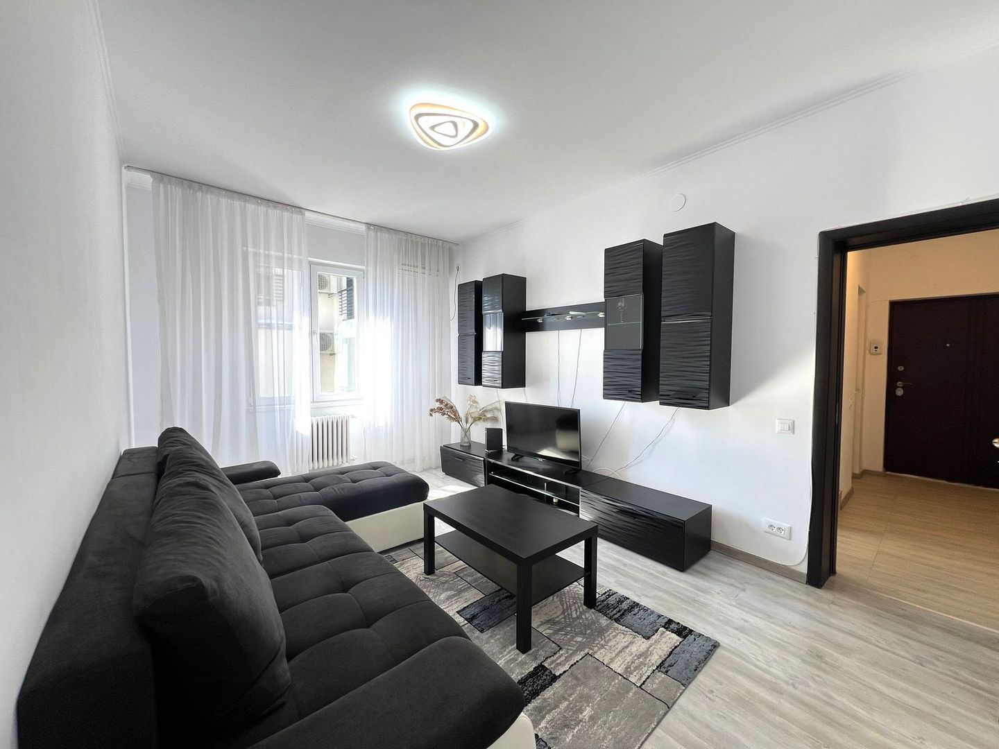 2 camere renovat  Glinka - Floreasca - Poză 3