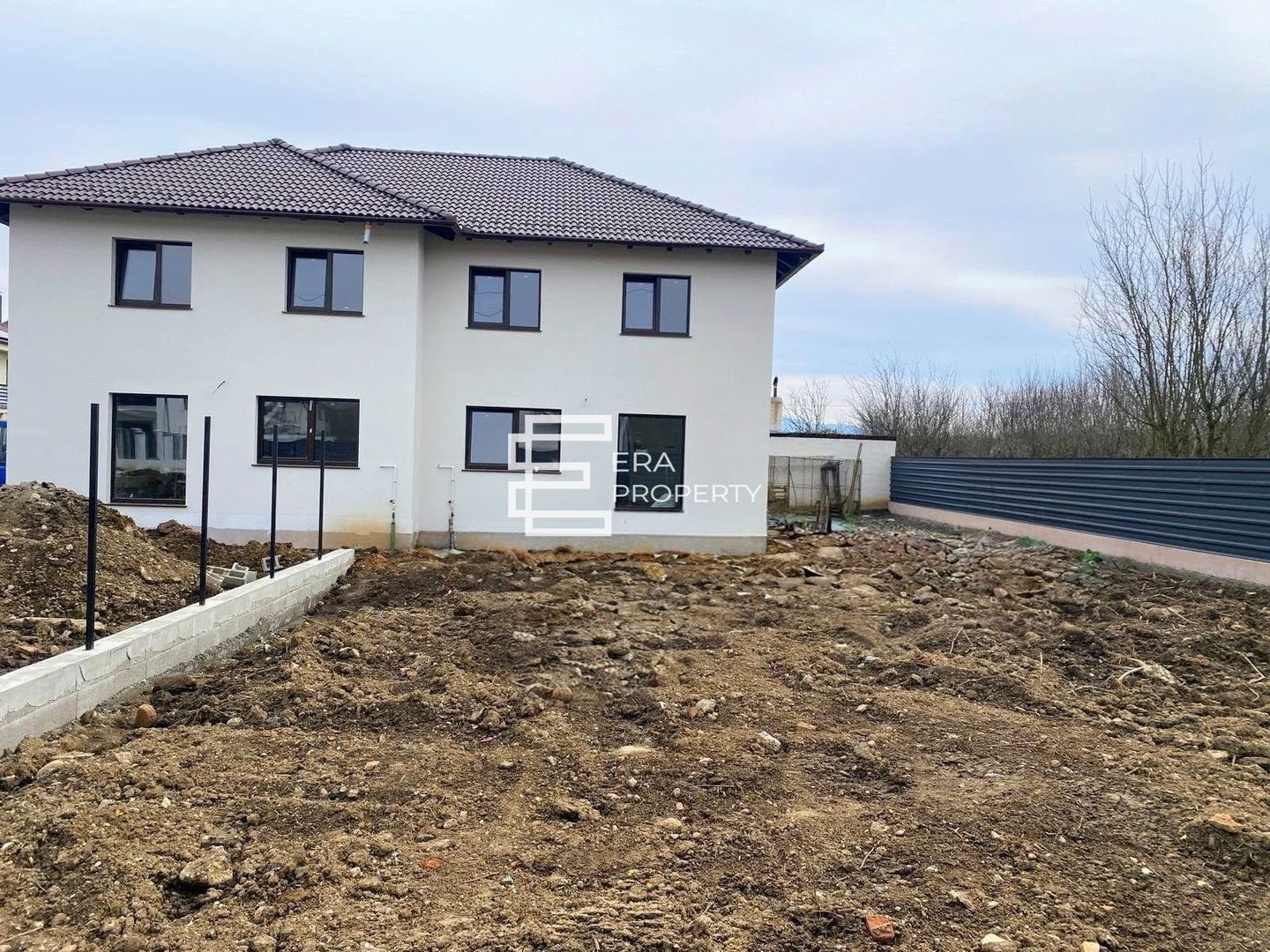 Casa tip duplex 5 camere, teren 480 mp – Șelimbăr, Cartierul Tineretului - Poză 1