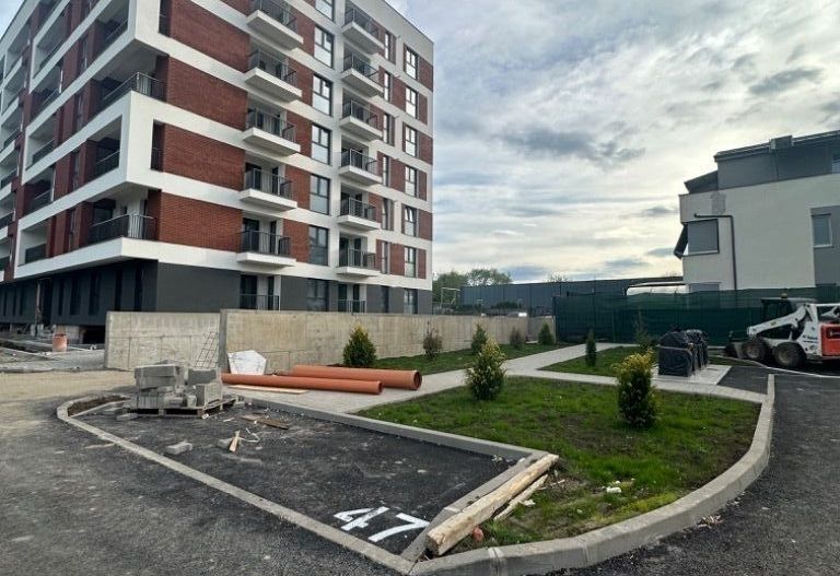 Apartamente la stadiul semifinisat zona Marion/Oncos - Poză 1