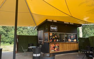 Fast-food complet utilat cu terasă și parcare, Copou-Iași - Poză 1