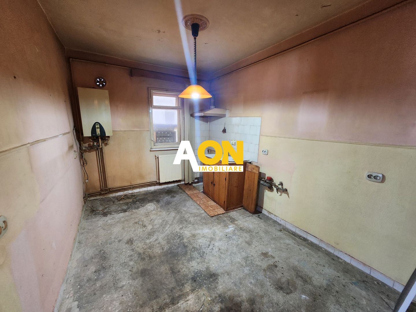 Apartament 3 camere, etaj intermediar, Cetate - Poză 4