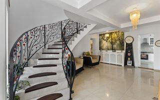Vila / Casa superba cu 5 camere zona | 1032 mp teren |  Sanpetru Brasov - Poză 10