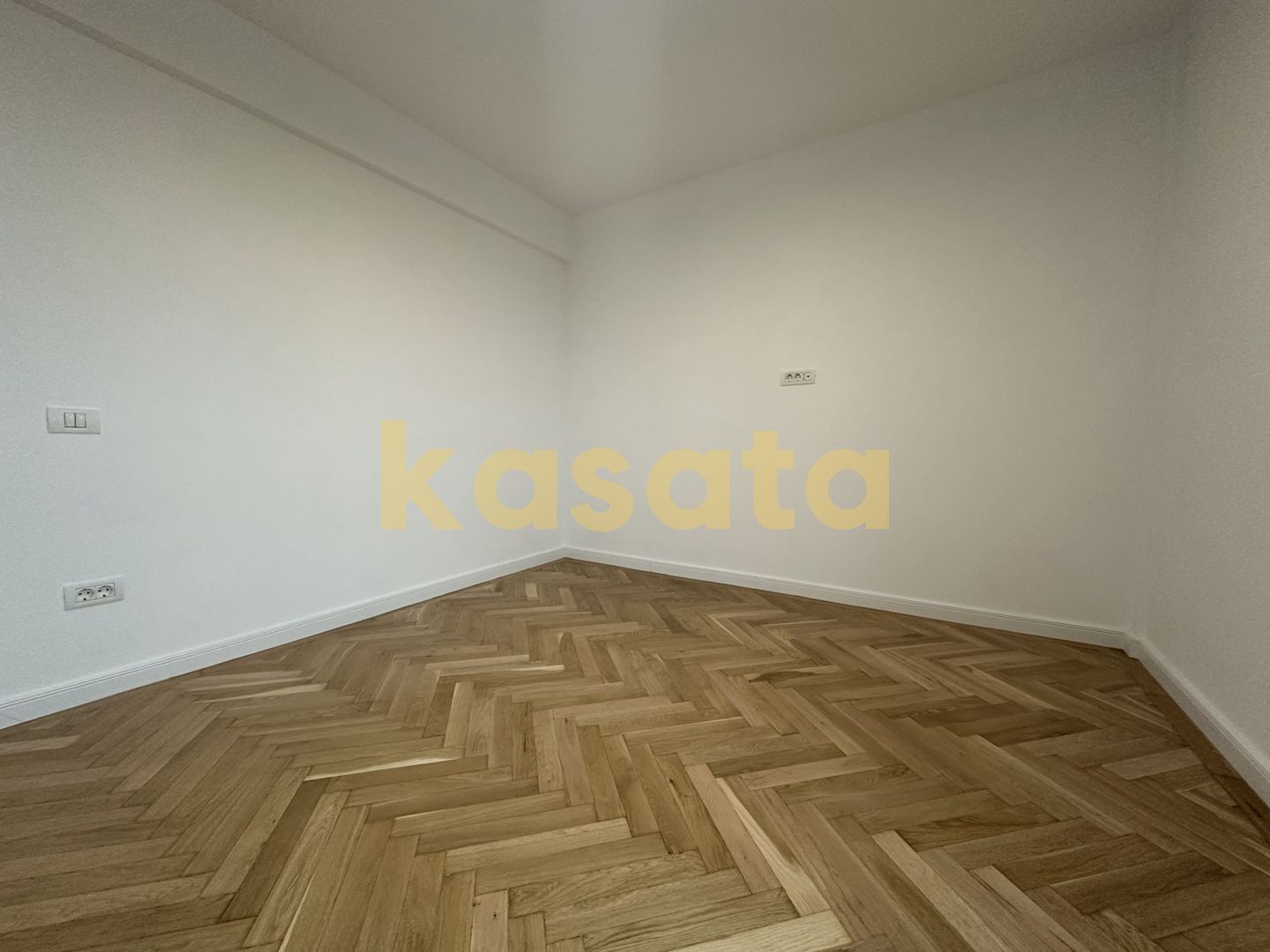 Apartament 3 Camere 🏡 | Universitate 📍| Centrală de Bloc 🔥 | Boxă - Poză 6