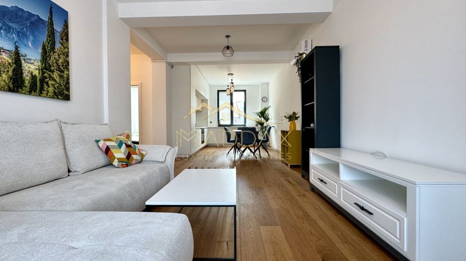 Apartament cu 3 camere *prima inchirere* // zona Herastrau - Poză 2