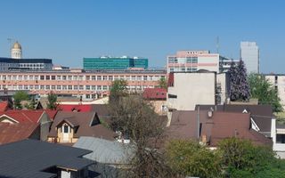 Vand apartament 4 camere situat la 10 min de Piata Unirii - Poză 2