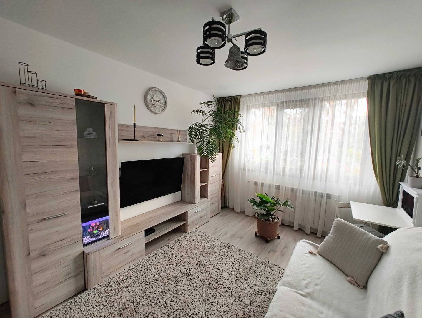 Apartament 3 camere mobilat si utillat  Tiglina 2 - Poză 1