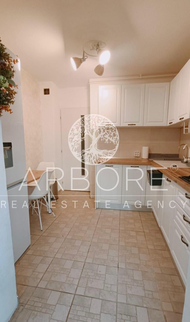 Închiriere apartament 3 camere Tineretului - Poză 1